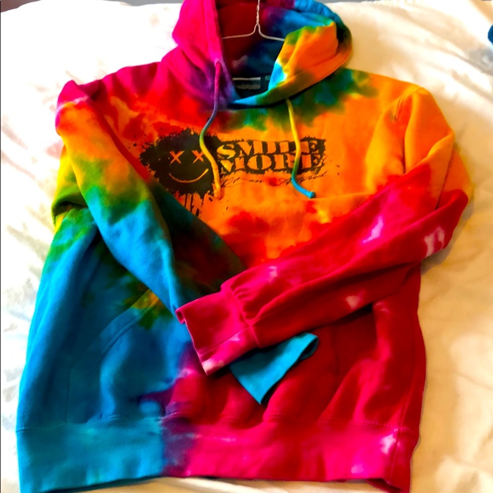 Rowan Atwood Smile More tie-dye hoodie